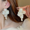 Wholesale Women's Imitation Pearl Flower Earrings French Retro Style