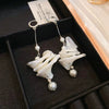 Wholesale Women's Imitation Pearl Flower Earrings French Retro Style