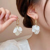 Wholesale Women's Imitation Pearl Flower Earrings French Retro Style