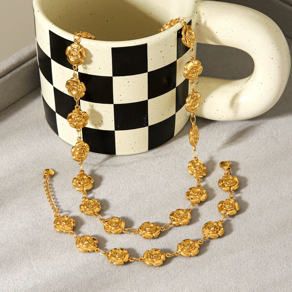 Wholesale Women's Ins Style Flower Pattern Stainless Steel Electroplated Necklace And Bracelet Jewelry