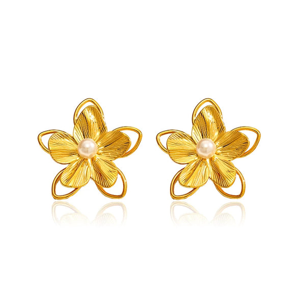Wholesale Women's Ins Style Flower Shape Titanium Steel And Stainless Steel Earrings With Vacuum Real Gold Plating In Pvd Furnace