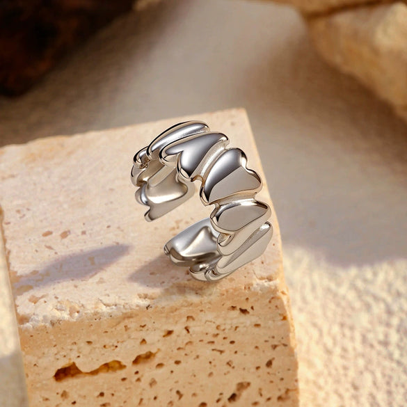 Wholesale Women's Ins Style Geometric Heart Cut Out Stainless Steel 18K Gold Plated Ring