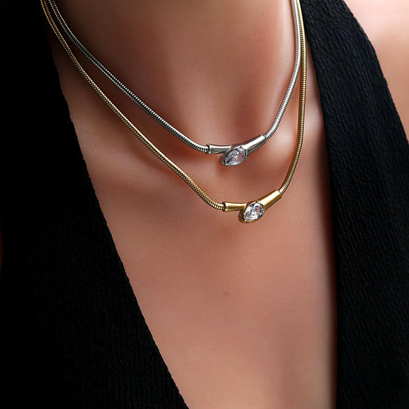 Wholesale Women's Ins Style Geometric Snake Head Stainless Steel Electroplated Snake Bone Chain Necklace