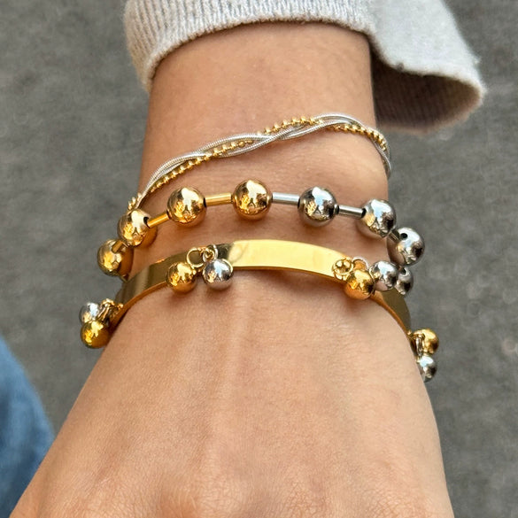 Wholesale Women's Ins Style Geometric Stainless Steel Electroplated Snake Bone Chain Threelayer Wrapped Ball Bracelet