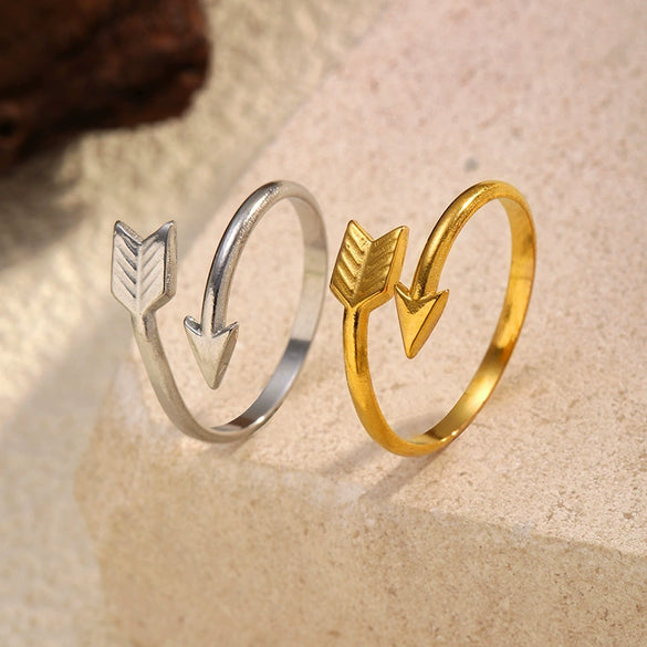 Wholesale Women's Ins Style Geometric Stainless Steel Titanium Steel Ring With Vacuum Real Gold Plating In Pvd Furnace
