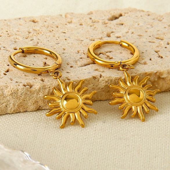 Wholesale Women's Ins Style Minimalist Geometric Stainless Steel 18K Gold Plated Sunflower Pendant Earrings