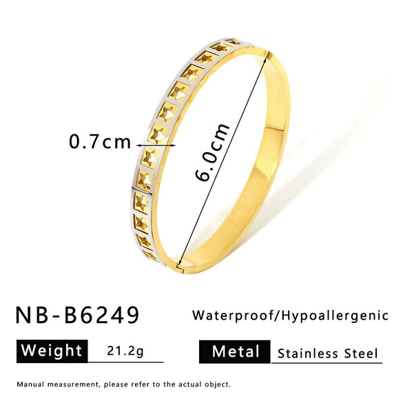 Wholesale Women's Ins Style Stainless Steel Quadrilateral Diamond Texture 18K Gold Plated Bracelet