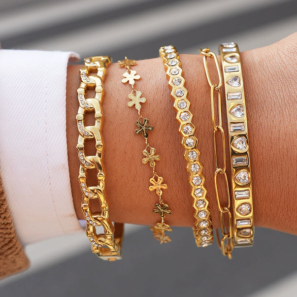 Wholesale Women's Insstyle Stainless Steel Bracelet With Real Gold Plating And Heartshaped Floral And Geometric Patterns