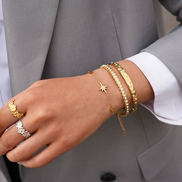 Wholesale Women's Insstyle Stainless Steel 18K Vacuum Plated Star Bracelet With Zircon Eightpointed Star Set