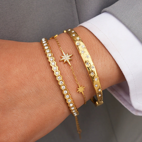 Wholesale Women's Insstyle Stainless Steel 18K Vacuum Plated Star Bracelet With Zircon Eightpointed Star Set