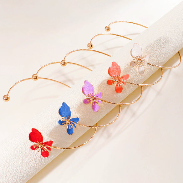 Wholesale Women's Iron And Zinc Alloy Flower Pattern Enamel Choker Necklace With Fresh Light Luxury Design