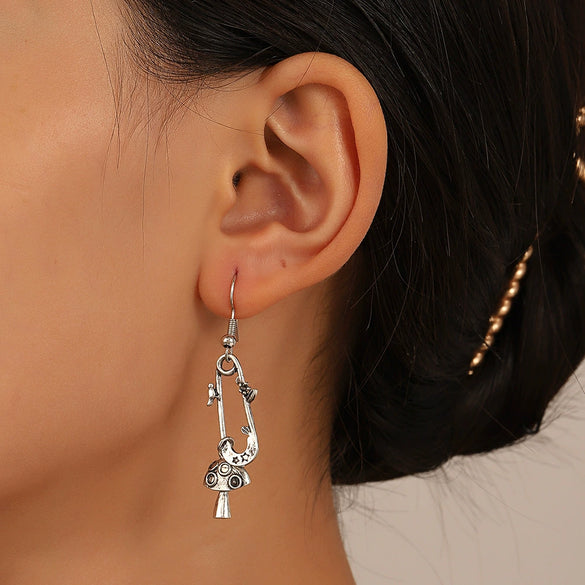 Wholesale Women's Jewelry Copper Vintage Retro Plant Flower Carved Branch Mushroom Pendant Earrings And Ring