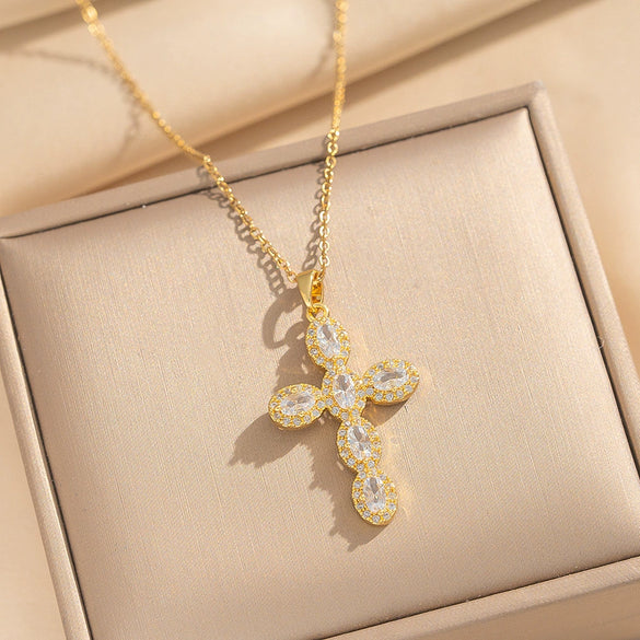 Wholesale Women's Jewelry Geometric 18K Gold Plated Titanium Steel Cross Pendant Ochain Necklace