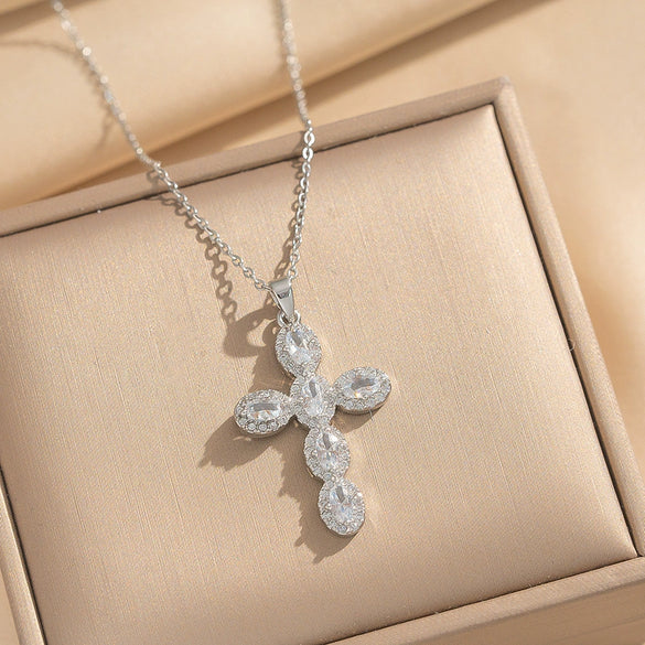 Wholesale Women's Jewelry Geometric 18K Gold Plated Titanium Steel Cross Pendant Ochain Necklace