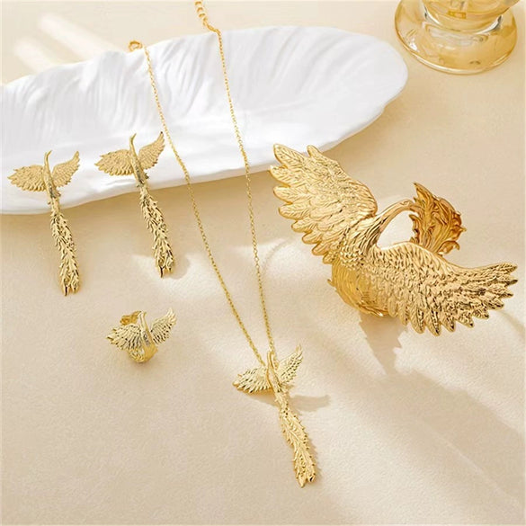Wholesale Women's Jewelry Set With Animal Design Zinc Alloy Electroplated Necklace Earrings Ring Bracelet