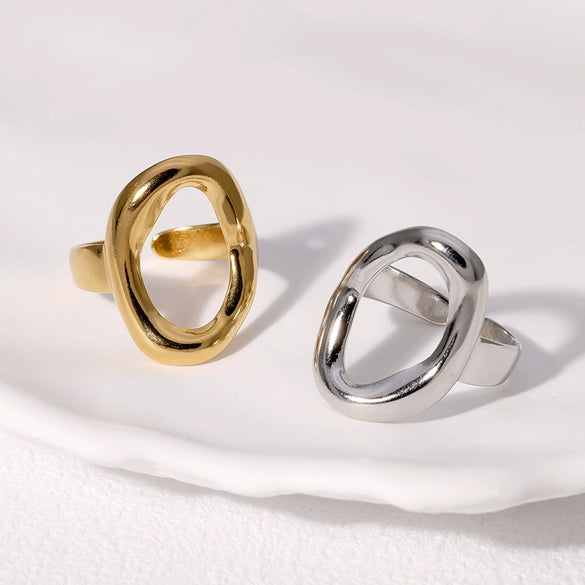 Wholesale Women's 18K Gold Electroplated Geometric Oval Stainless Steel Ring With Minimalist Design