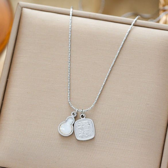 Wholesale Women's 18K Real Gold Plated Geometric Ushaped Gourd Pendant Clavicle Necklace Light Luxury Style