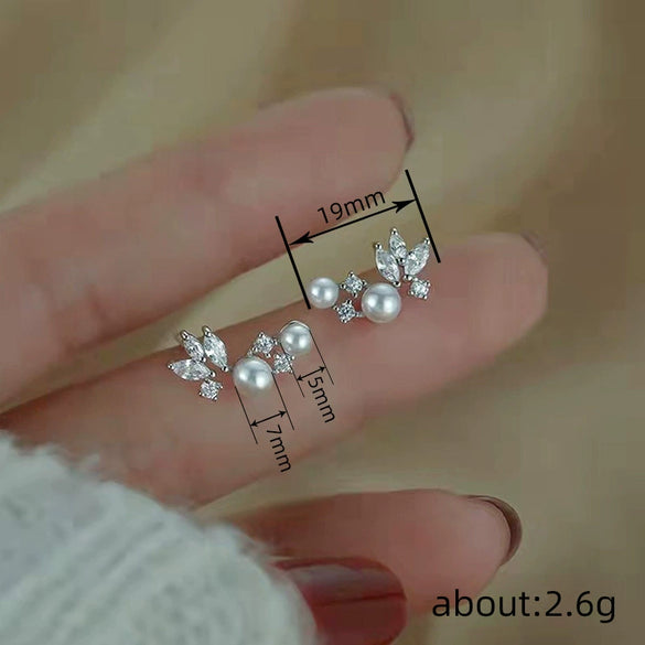Wholesale Women's Lady Geometric Style Imitation Pearl Copper Zirconia Earrings