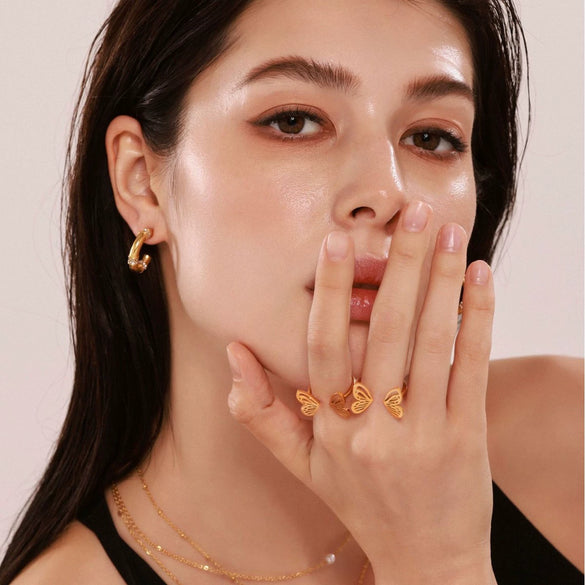 Wholesale Women's Light Luxury Butterfly Fairy Ring Creative Opening Niche Design Stainless Steel 18K True Gold Color Electroplated Hand Jewelry