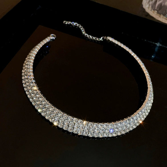 Wholesale Women's Light Luxury Diamond Set Copper And Titanium Steel Flower Pendant Necklace