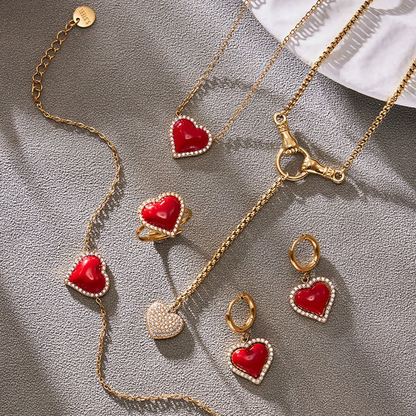 Wholesale Women's Light Luxury Electroplated Stainless Steel Red Heart Zircon Pendant Necklace And Bracelet Set