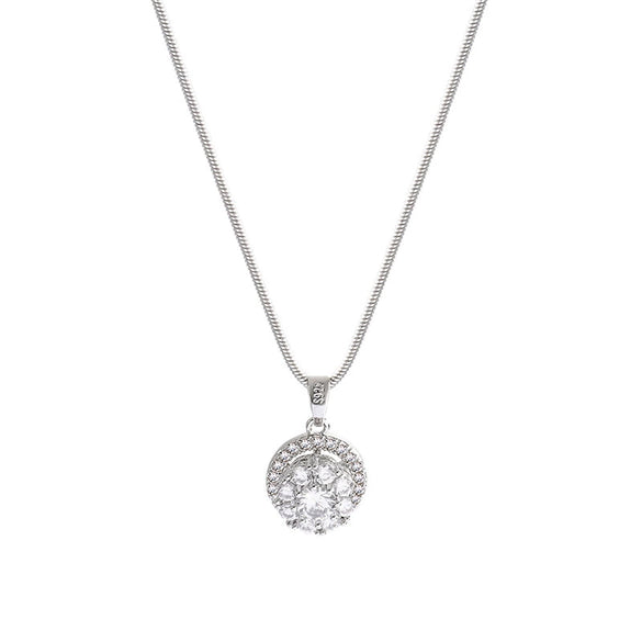 Wholesale Women's Light Luxury Elegant Highend Rotatable Super Flash Zircon Clavicle Chain Necklace Alloy Copper Geometric Electroplating