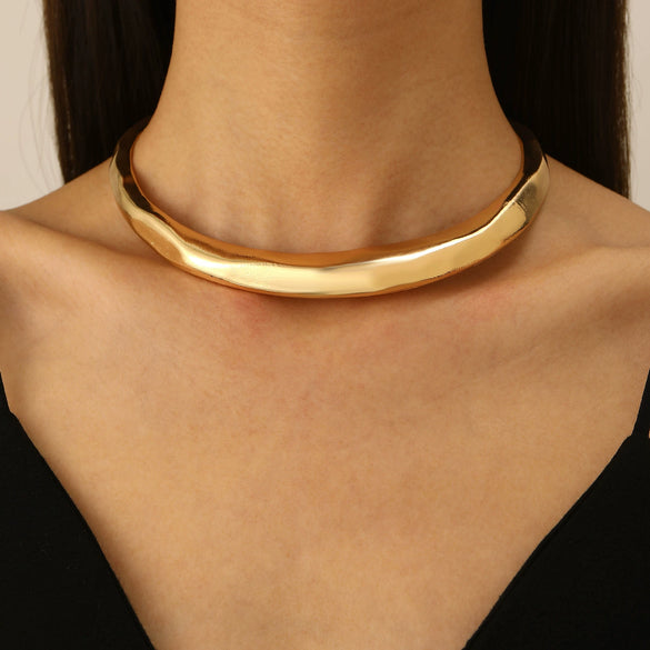 Wholesale Women's Light Luxury Exaggerated Geometric Wave Design Alloy Necklace With Electroplating