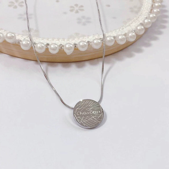 Wholesale Women's Light Luxury Fashion Versatile Titanium Steel Necklace With Geometric Pattern And Polish Finish