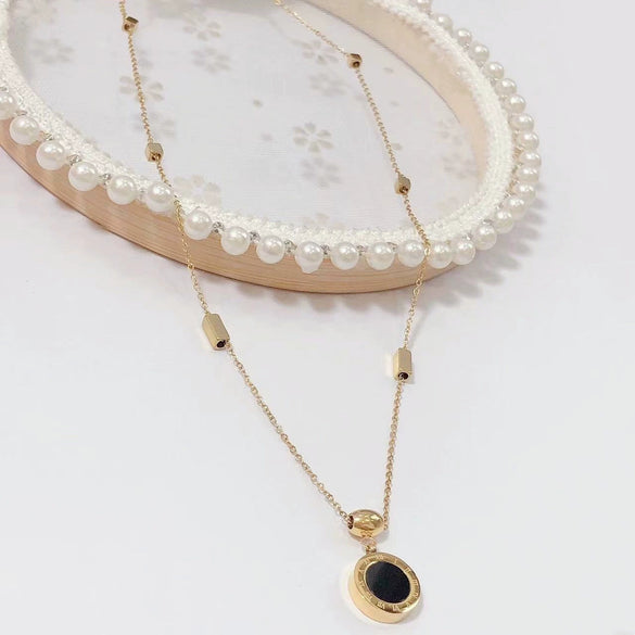Wholesale Women's Light Luxury Fashion Versatile Titanium Steel Necklace With Geometric Pattern And Polish Finish