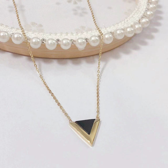 Wholesale Women's Light Luxury Fashion Versatile Titanium Steel Necklace With Geometric Pattern And Polish Finish