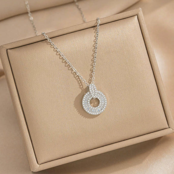 Wholesale Women's Light Luxury Geometric Copper And Zircon Necklace With Real Gold Plating For Clavicle