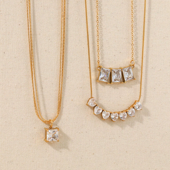 Wholesale Women's Light Luxury Geometric Diamondencrusted Rhinestone Pendant Oshaped Chain Stainless Steel Necklace With Vacuum Real Gold Plating