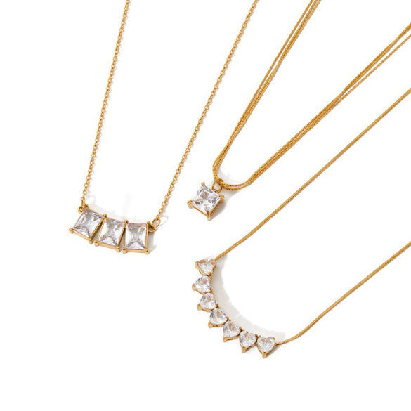 Wholesale Women's Light Luxury Geometric Diamondencrusted Rhinestone Pendant Oshaped Chain Stainless Steel Necklace With Vacuum Real Gold Plating