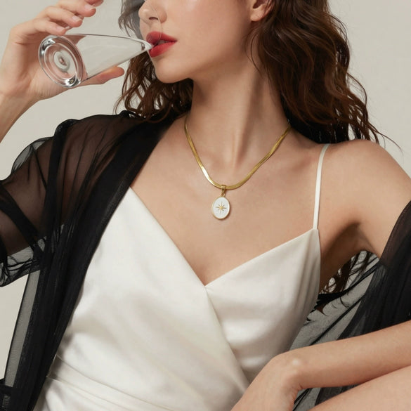 Wholesale Women's Light Luxury Geometric Eightpointed Star Stainless Steel Electroplated Pendant Blade Chain Necklace