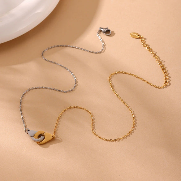 Wholesale Women's Light Luxury Geometric Ferris Wheel Handcuff Pendant Stainless Steel And Titanium Steel Electroplated Clavicle Chain Necklace