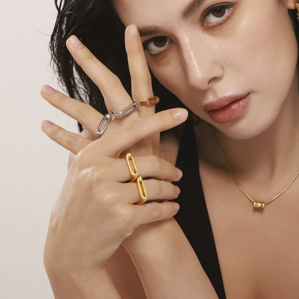 Wholesale Women's Light Luxury Geometric Ferris Wheel Horseshoe Hollow Design Stainless Steel 18K Gold Pvd Electroplated Ring