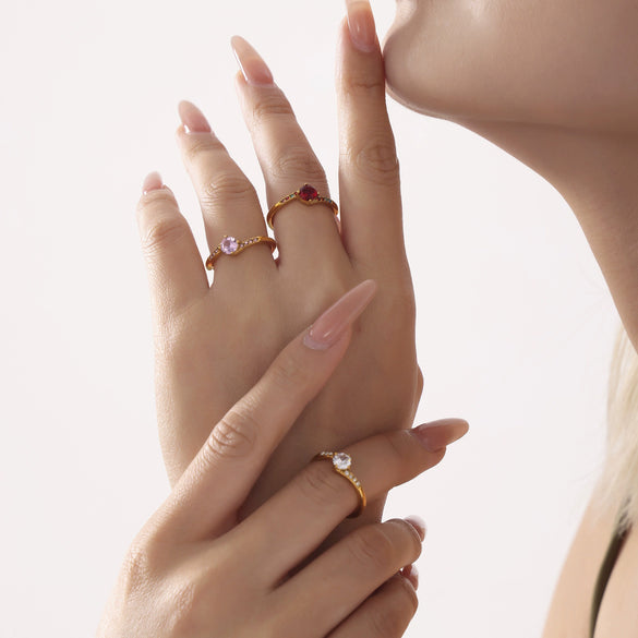 Wholesale Women's Light Luxury Geometric Ferris Wheel Ring Inlaid With Natural Pink Heart Zircon 18K Gold Plated Titanium Steel