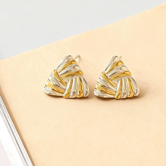 Wholesale Women's Light Luxury Geometric Gold Electroplated Stainless Steel Earrings
