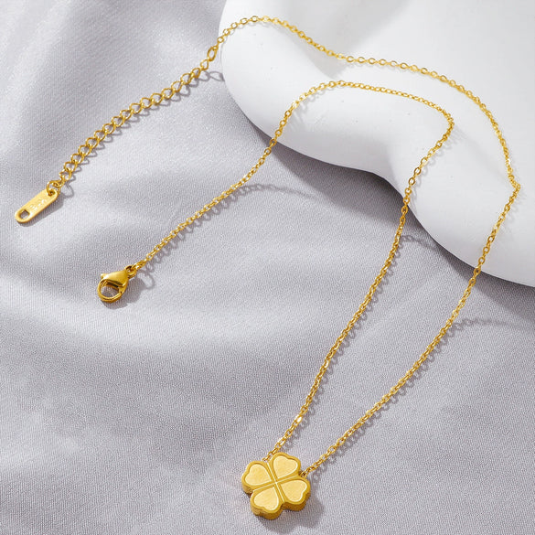 Wholesale Women's Light Luxury Geometric Heartshaped And Fourleaf Clover Stainless Steel Necklace With 18K Real Gold Plating