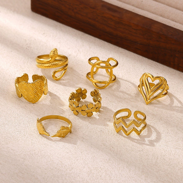 Wholesale Women's Light Luxury Geometric Snake Ring Inlaid With Gold Fruit Pattern Titanium Steel