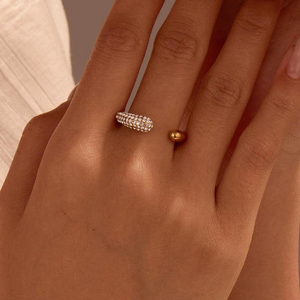 Wholesale Women's Light Luxury Geometric Stainless Steel Electroplated Inlaid With White Diamond Open Ring