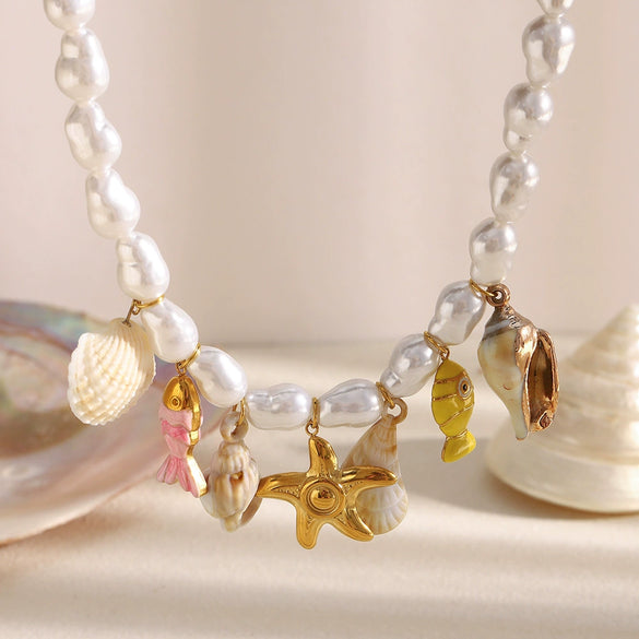 Wholesale Women's Light Luxury Geometric Stainless Steel Electroplated 18K Gold Baroque Imitation Pearl Starfish Shell Necklace