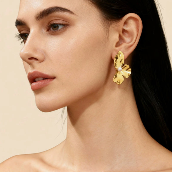 Wholesale Women's Light Luxury Geometric Stainless Steel Electroplated Pleated Petal Flower Earrings