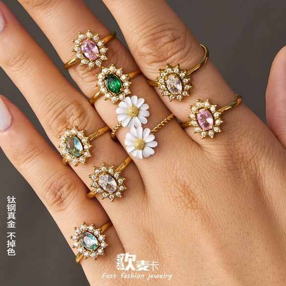 Wholesale Women's Light Luxury Geometric Stainless Steel Electroplated Ring Set