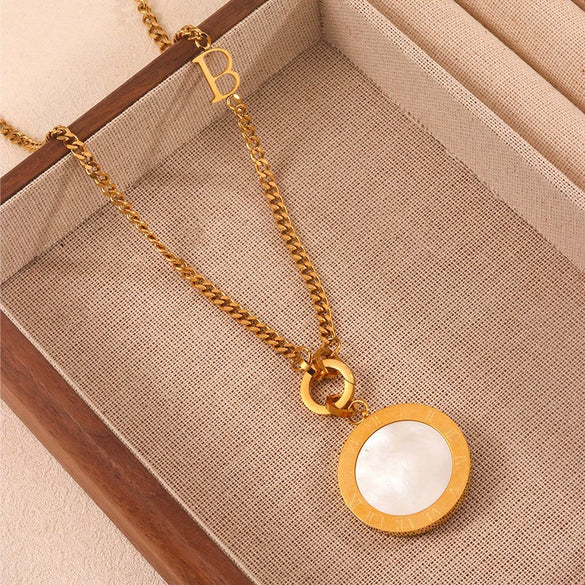 Wholesale Women's Light Luxury Geometric Stainless Steel Electroplated Round Necklace Sweater Chain