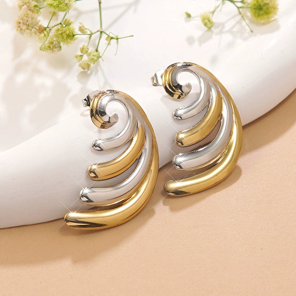 Wholesale Women's Light Luxury Geometric Stainless Steel Goldplated Earrings