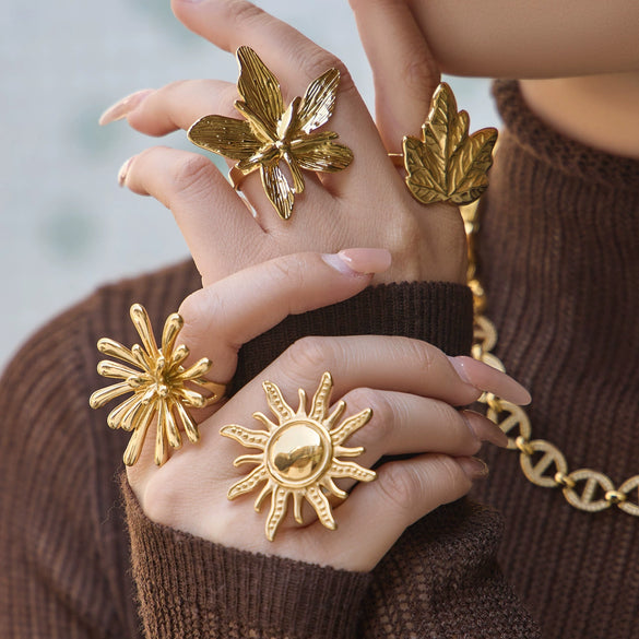 Wholesale Women's Light Luxury Geometric Stainless Steel Vintage Floral Maple Leaf Ring Set 18K Gold Plated
