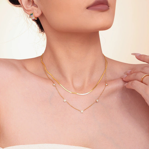 Wholesale Women's Light Luxury Geometric Star Shape Inlaid Zircon Titanium Steel Goldplated Doublelayer Clavicle Necklace