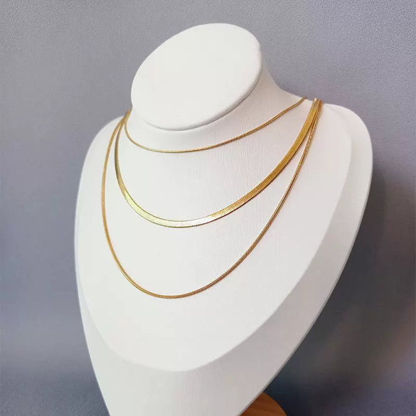 Wholesale Women's Light Luxury Geometric Titanium Steel Necklaces With Electroplating Blade Chain