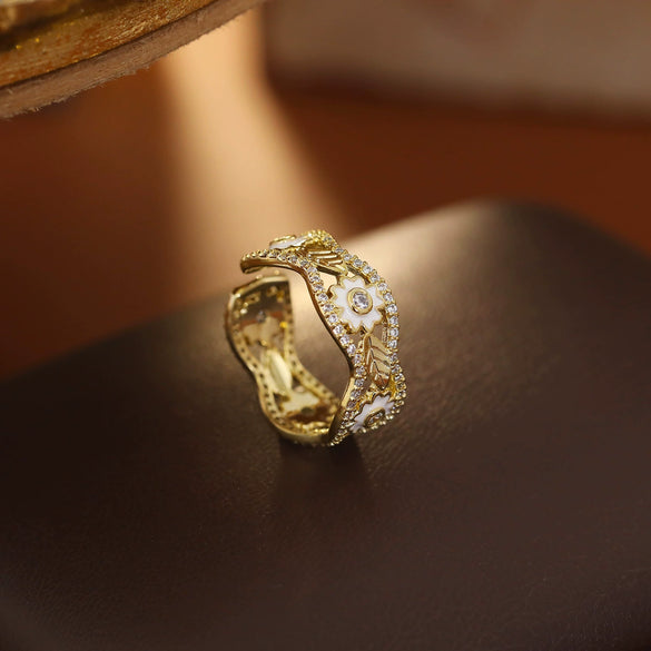 Wholesale Women's Light Luxury Highend Slightly Tipsy Camellia Copper Ring With Geometric And Flower Pattern Electroplating